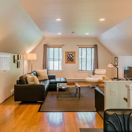 The Carriage House Loft Daire Kingston Dış mekan fotoğraf