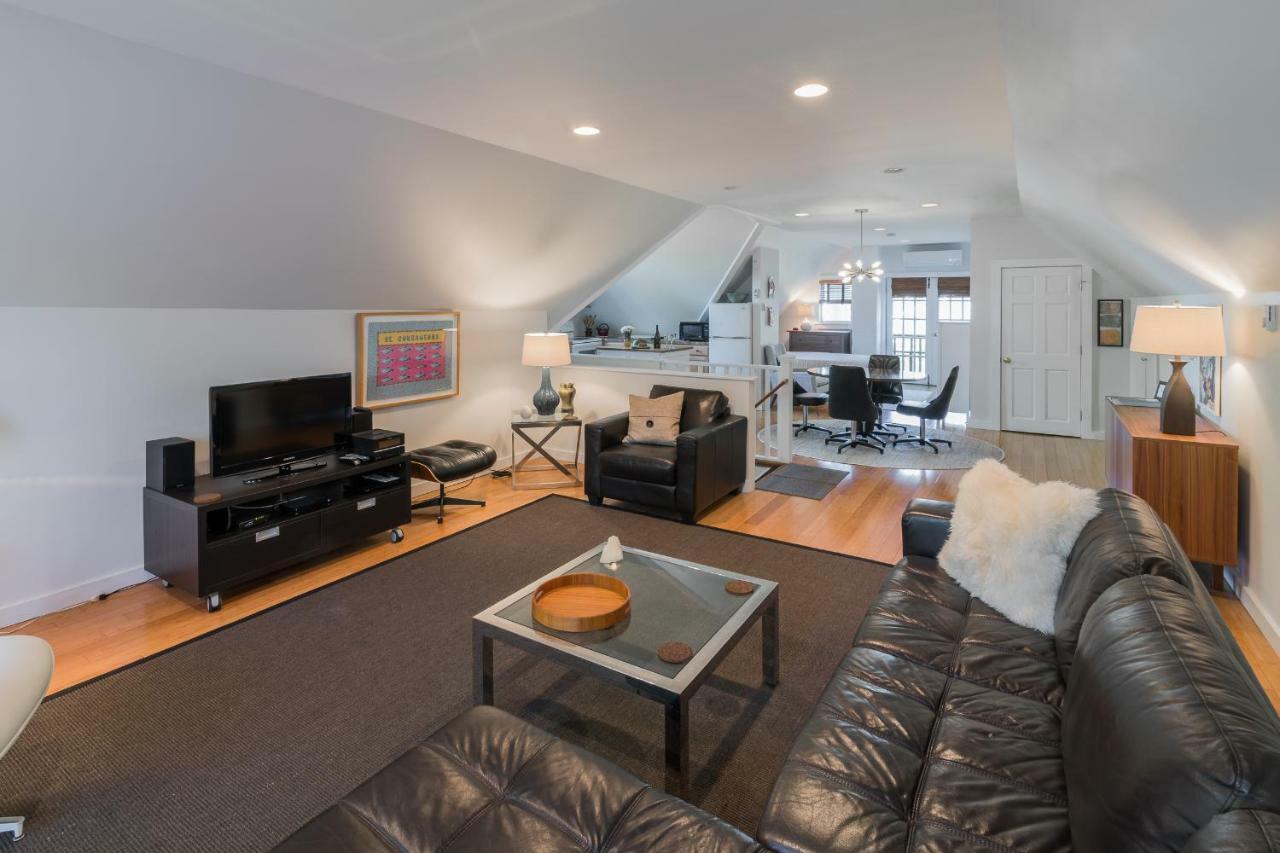 The Carriage House Loft Daire Kingston Dış mekan fotoğraf
