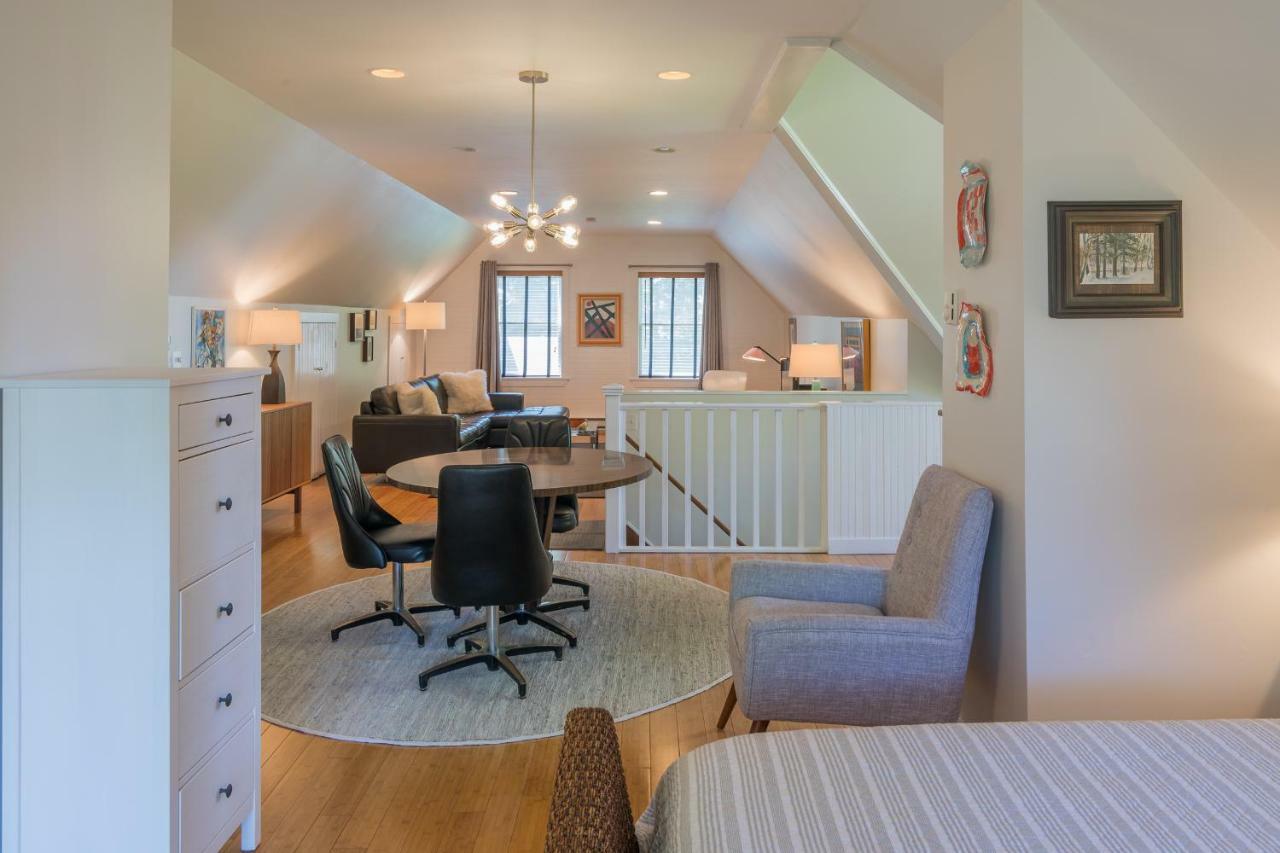 The Carriage House Loft Daire Kingston Dış mekan fotoğraf